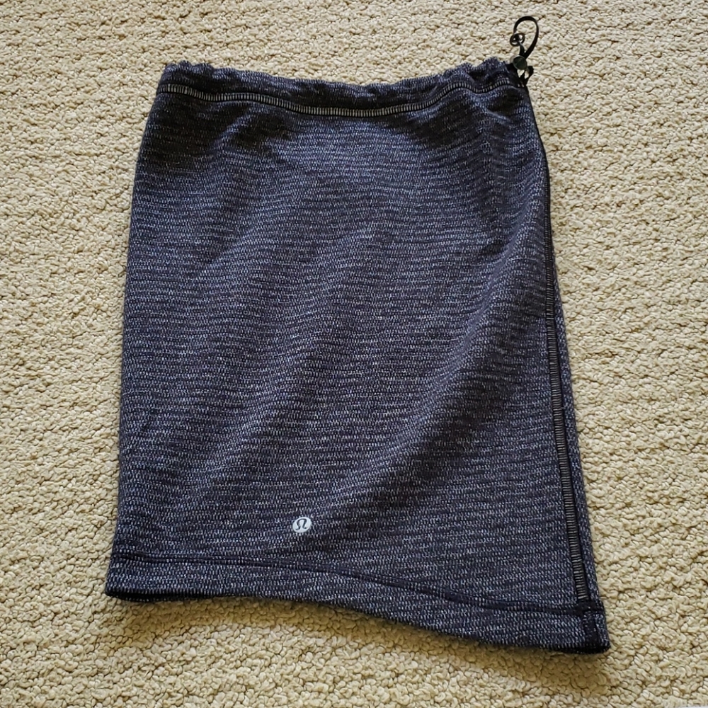 Lululemon Cowell neck